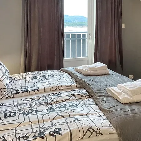Awesome In With Kitchen Ålesund