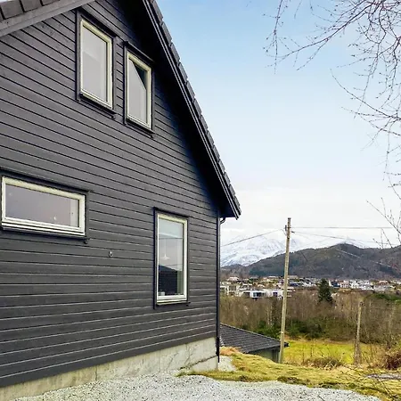 Awesome In With Kitchen * Ålesund